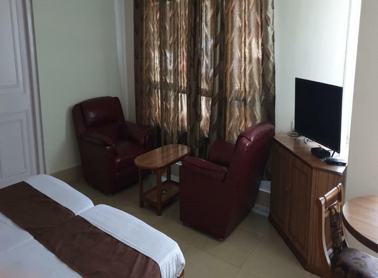 The Zara Residency Otel Shillong Dış mekan fotoğraf
